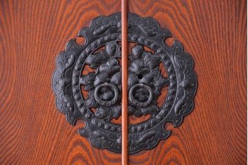 中古　伝統工芸　二段重ね岩谷堂箪笥(定価90万円前後)