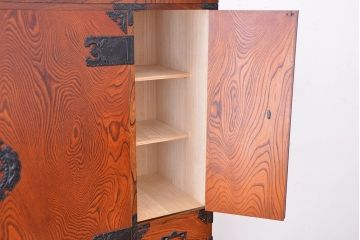 中古　伝統工芸　二段重ね岩谷堂箪笥(定価90万円前後)
