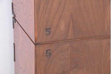 中古　伝統工芸　二段重ね岩谷堂箪笥(定価90万円前後)
