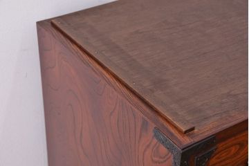 中古　伝統工芸　二段重ね岩谷堂箪笥(定価90万円前後)