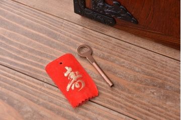 中古　伝統工芸　二段重ね岩谷堂箪笥(定価90万円前後)