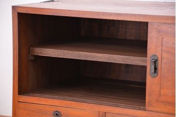 アンティーク家具　アンティーク　古い楠の木の鉄脚ローボード(ローチェスト)(収納棚)