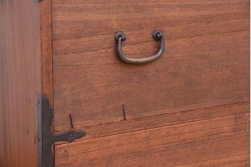 アンティーク家具　☆古民具・骨董　シンプルな重ね時代箪笥