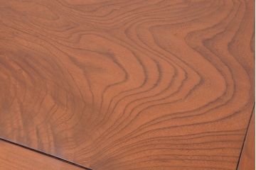 アンティーク家具　古い欅材の正方形一枚板座卓(テーブル)?