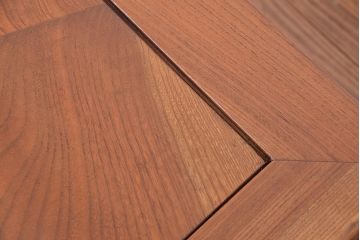 アンティーク家具　古い欅材の正方形一枚板座卓(テーブル)?