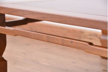 アンティーク家具　古い欅材の正方形一枚板座卓(テーブル)?