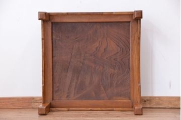 アンティーク家具　古い欅材の正方形一枚板座卓(テーブル)?