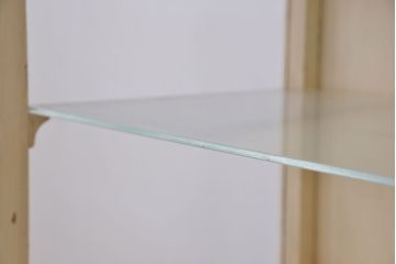アンティーク家具　可愛いデザイン　ペンキの剥げたアンティークケビントガラスケース(ショーケース)