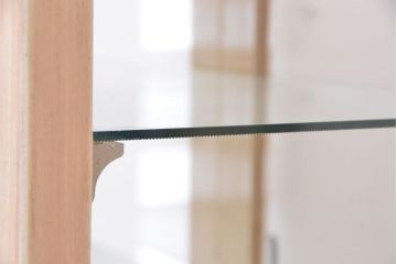 アンティーク家具　可愛いデザイン　ペンキの剥げたアンティークケビントガラスケース(ショーケース)