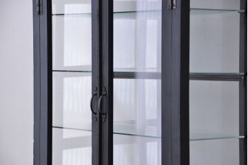 アンティーク家具　アンティーク　シックで上品なブラックカラーのケビントガラスケース(ショーケース)