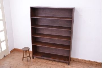 アンティーク家具　アンティーク　古い学校の大型脚付きシンプル飾り棚(陳列棚)【大】(1)