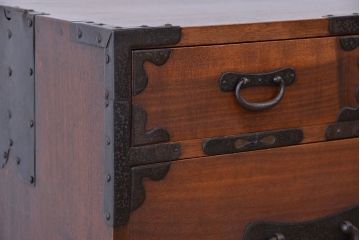 アンティーク家具　古民具・骨董　三方桜材!特別注文造りの重ね時代箪笥