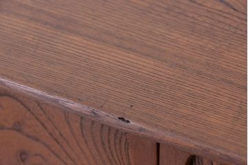 アンティーク家具　アンティーク　三方欅材の小振りな茶箪笥(茶棚)