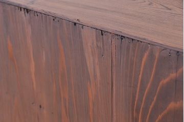 アンティーク家具　アンティーク　三方欅材の小振りな茶箪笥(茶棚)