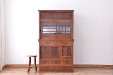 アンティーク家具　古民具・骨董　杢目の素晴らしい両面引き戸　関東水屋箪笥(茶箪笥)
