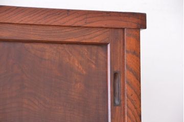 アンティーク家具　古民具・骨董　杢目の素晴らしい両面引き戸　関東水屋箪笥(茶箪笥)