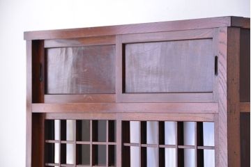 アンティーク家具　古民具・骨董　杢目の素晴らしい両面引き戸　関東水屋箪笥(茶箪笥)