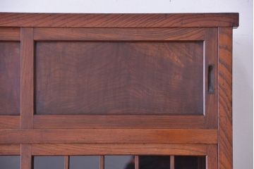アンティーク家具　古民具・骨董　杢目の素晴らしい両面引き戸　関東水屋箪笥(茶箪笥)