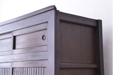 アンティーク家具　アンティーク　モダンデザインの三尺水屋箪笥(収納棚、食器棚)