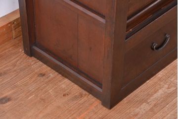 アンティーク家具　アンティーク　モダンデザインの三尺水屋箪笥(収納棚、食器棚)