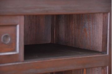 アンティーク家具　アンティーク　モダンデザインの三尺水屋箪笥(収納棚、食器棚)