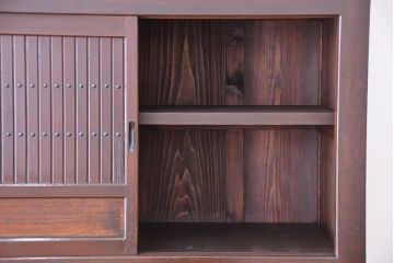 アンティーク家具　アンティーク　モダンデザインの三尺水屋箪笥(収納棚、食器棚)
