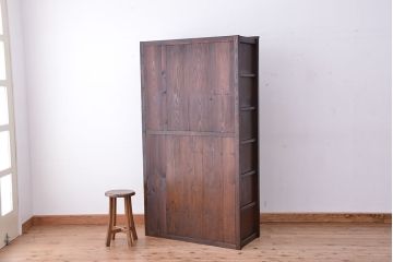 アンティーク家具　アンティーク　モダンデザインの三尺水屋箪笥(収納棚、食器棚)