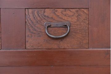 アンティーク家具　古民具・骨董　ダイヤガラス入りのモダンな四尺水屋箪笥(食器棚、収納棚)