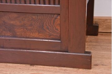 アンティーク家具　古民具・骨董　ダイヤガラス入りのモダンな四尺水屋箪笥(食器棚、収納棚)