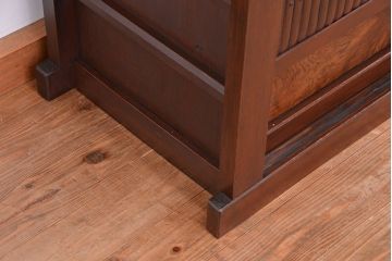 アンティーク家具　古民具・骨董　ダイヤガラス入りのモダンな四尺水屋箪笥(食器棚、収納棚)