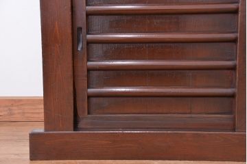 アンティーク家具　古民具・骨董　背の低めな四尺水屋箪笥(食器棚、収納棚)