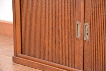 アンティーク家具　アンティーク　古いナラ材の上質なシャッター書類棚(収納棚、本立て、小引き出し)