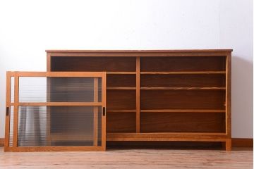 レトロ家具　昭和レトロ　古い学校のアンティーク脚付き収納棚