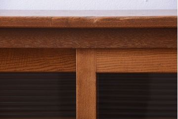 レトロ家具　昭和レトロ　古い学校のアンティーク脚付き収納棚