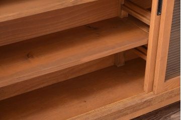 レトロ家具　昭和レトロ　古い学校のアンティーク脚付き収納棚