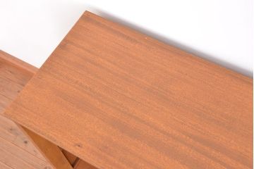 アンティーク家具　1970年代　古い学校の脚付きガラス収納棚(食器棚、本棚、飾り棚)