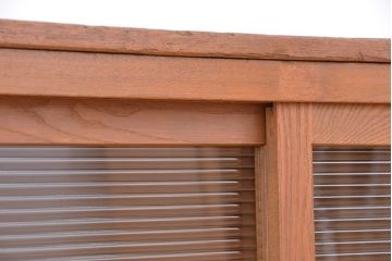 アンティーク家具　1970年代　古い学校の鉄脚モールガラス収納棚?(食器棚・本棚)