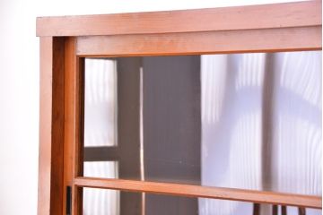 アンティーク家具　アンティーク　大きな引出し付ガラス収納棚(食器棚)