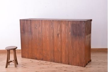 アンティーク家具　アンティーク　大きな引出し付ガラス収納棚(食器棚)
