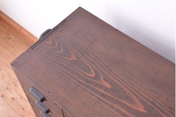 アンティーク家具　古民具・骨董　脚付き34杯引出し収納棚(薬箪笥、百味箪笥)