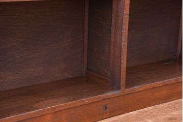 アンティーク家具　アンティーク　古い木のシンプルな飾り棚(マス目棚、本棚)