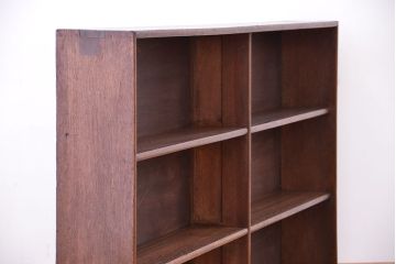 アンティーク家具　アンティーク　古い木のシンプルな薄型本棚(飾り棚、収納棚)