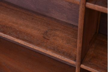 アンティーク家具　アンティーク　古い木のシンプルな薄型本棚(飾り棚、収納棚)