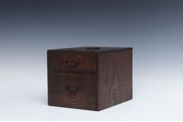 アンティーク家具　古民具・骨董　桐製の古い薬箱(小引き出し)