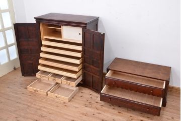 中古　高級品!　神居民芸洋服箪笥(ワードローブ、洋服タンス)