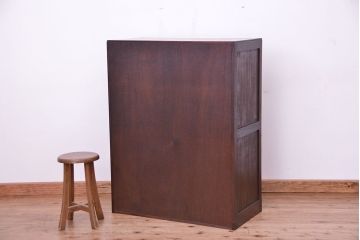 アンティーク家具　銀モールガラス引き戸付　引き出しチェスト(ドロワー)