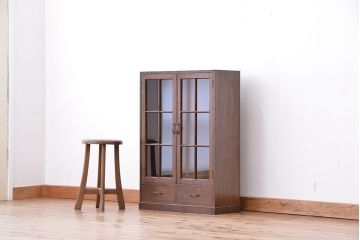 アンティーク家具　アンティーク　古いナラ材の小振りでシンプルな本箱(収納棚)