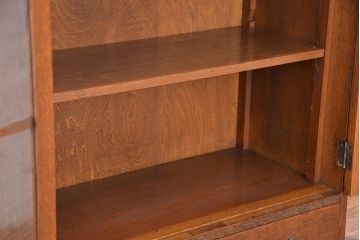 アンティーク家具　アンティーク　古いナラ材の小振りでシンプルな本箱(収納棚)