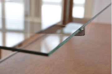 アンティーク家具　アンティーク　シンプルな脚付きガラスケース(ショーケース・飾り棚)