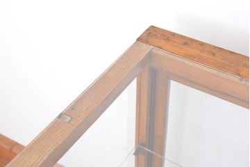 レトロ家具　昭和レトロ　4枚引き戸の大きなガラスケース(ショーケース)